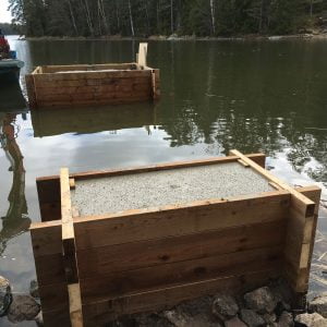 salvoskiviarkut vedessä