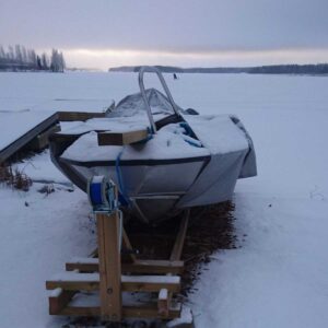 venetelakka puinen edestä