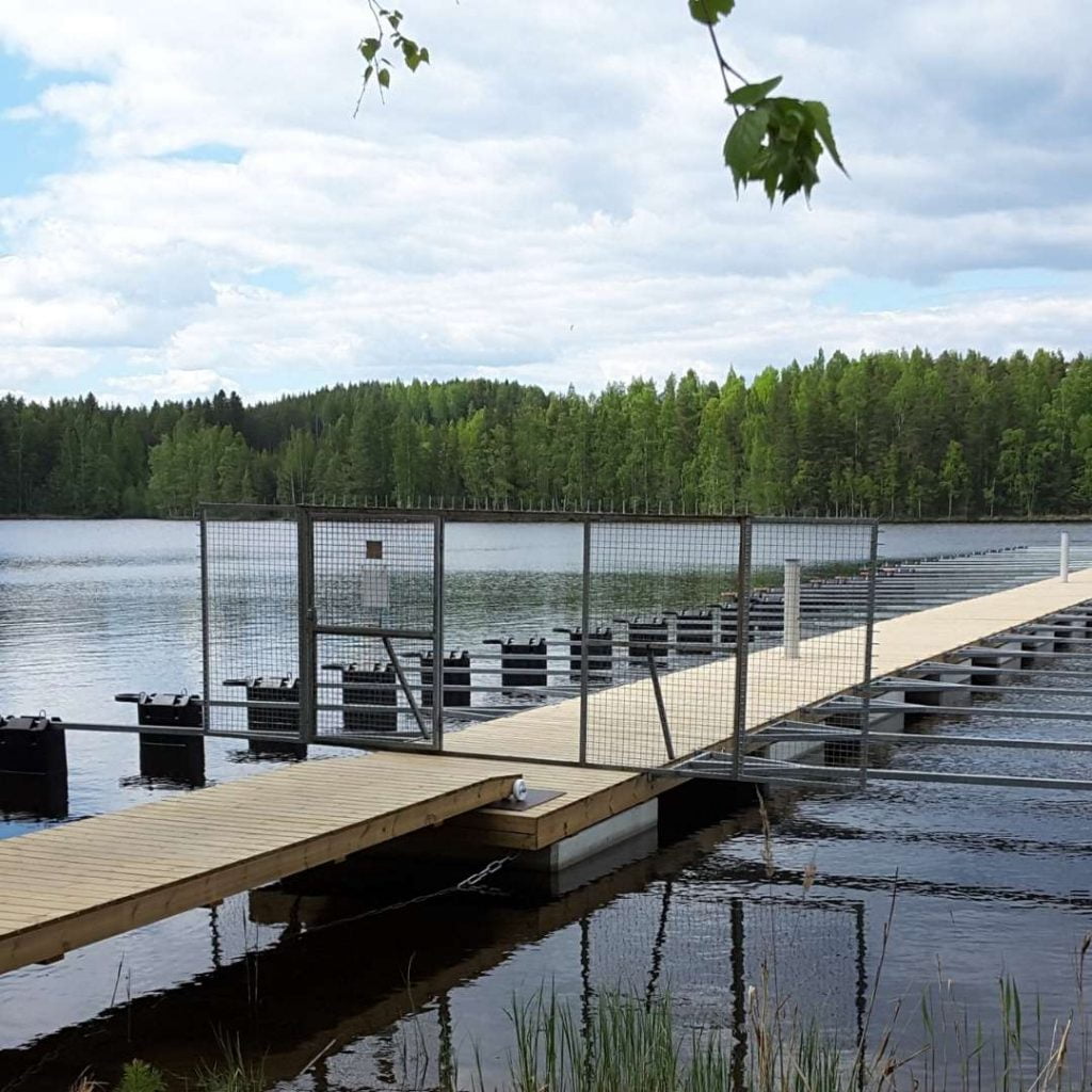 betoniponttonilaituri-portti