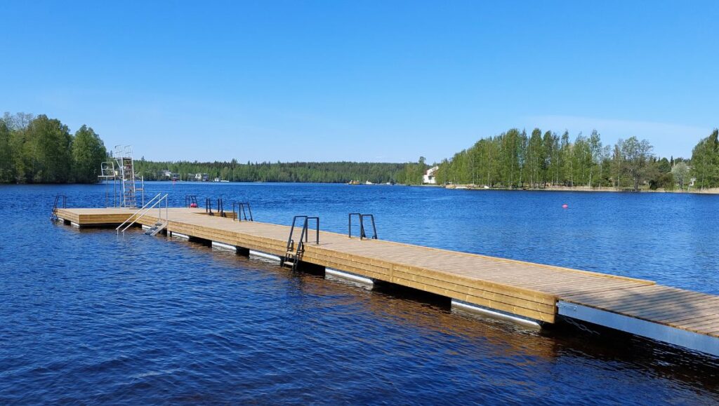 Betoniponttoni 2,4 x 24 m, 2,4 x 7,5 m Heinola