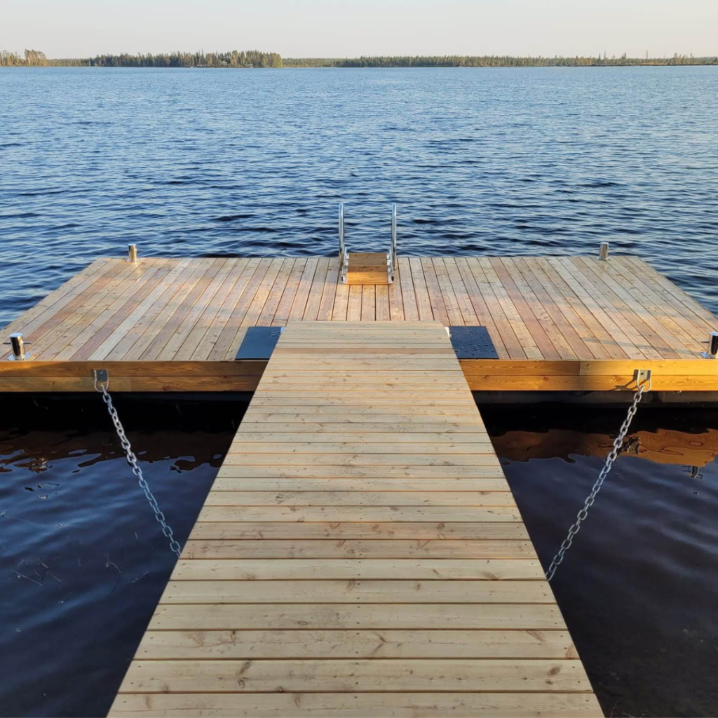 Savorak laituri mökille