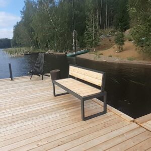 savorak penkki selkänojalla