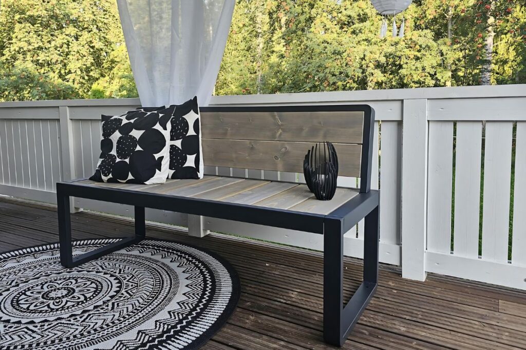 savorak design penkki selkänojalla