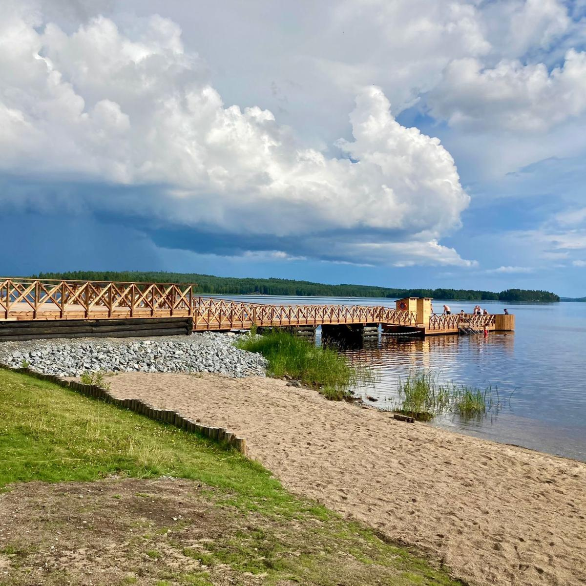 savorak laituri bomballa kaukaa