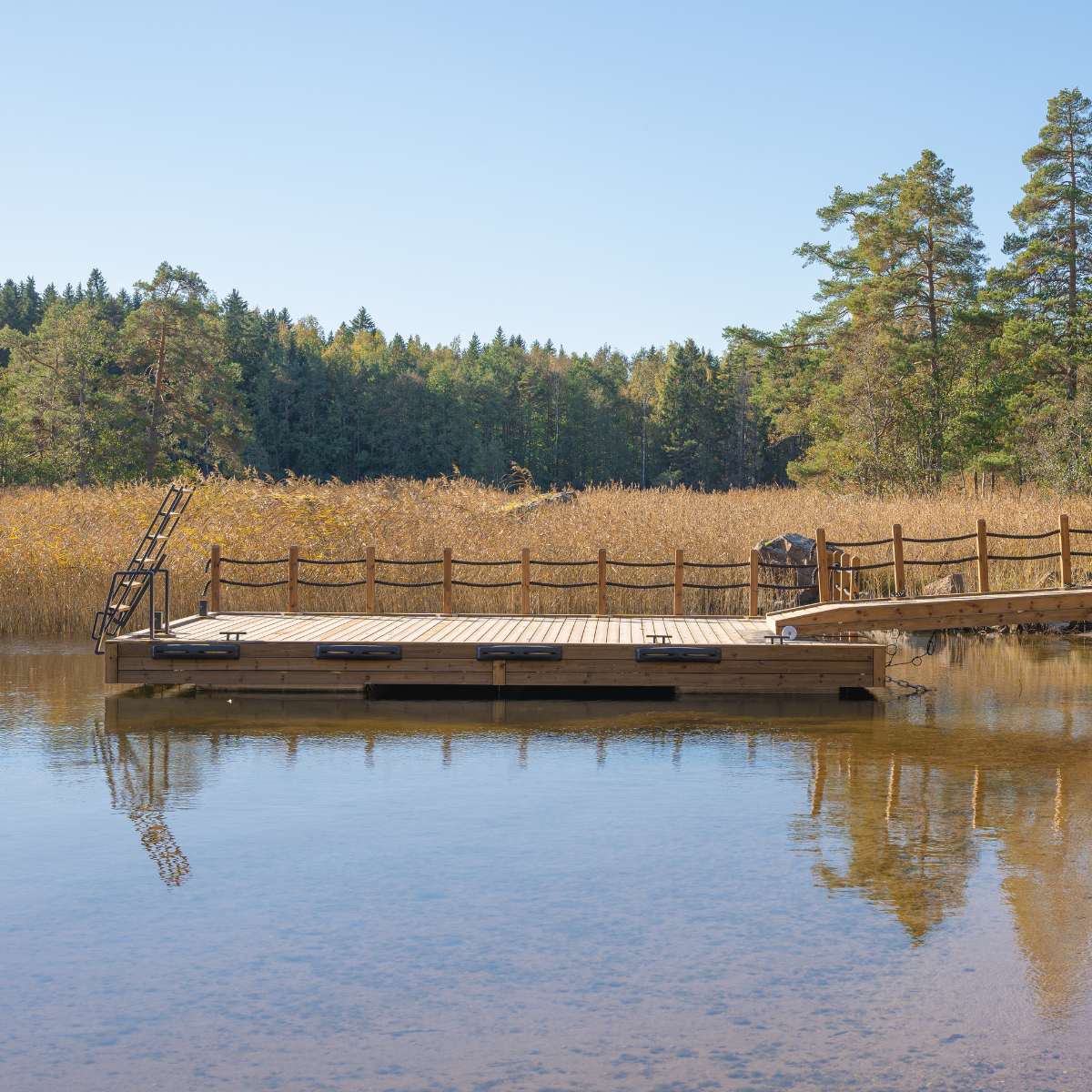 Savorak betoniponttonilaituri, Loviisa