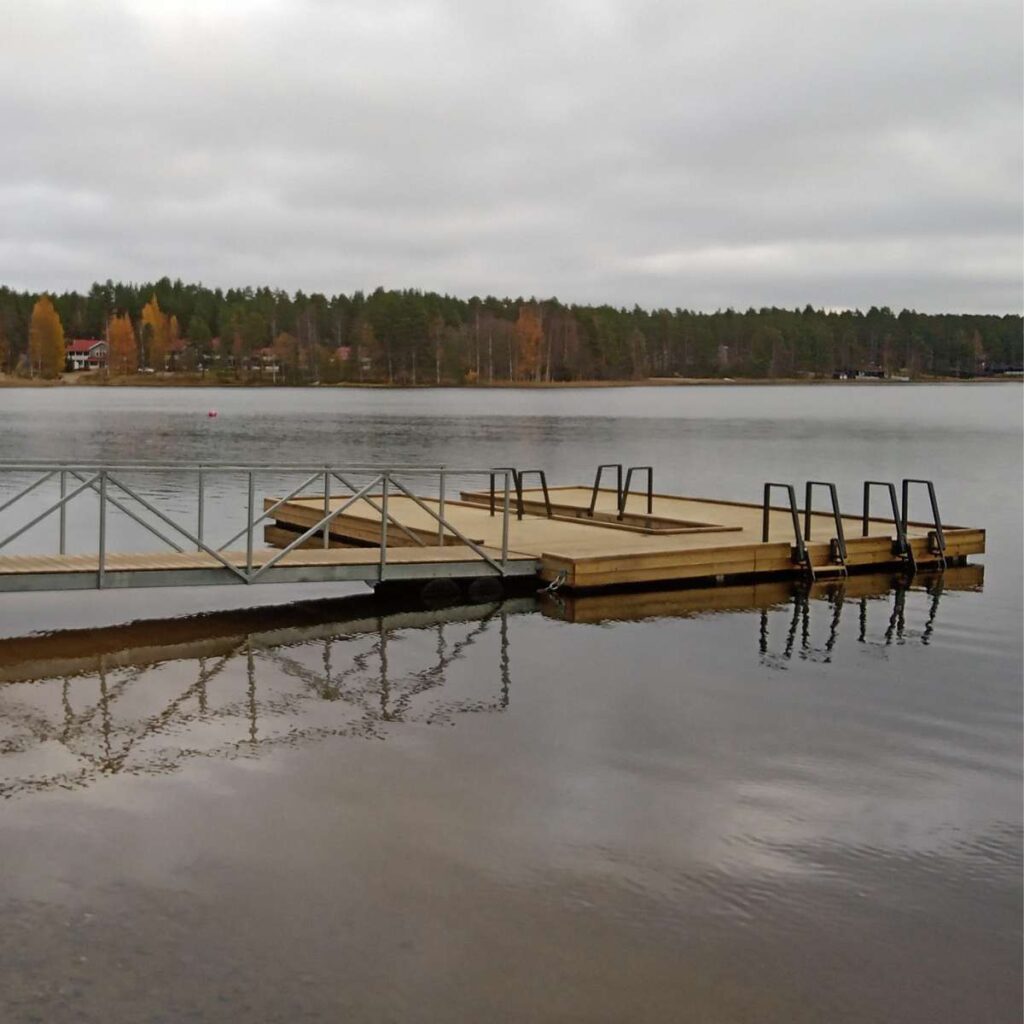 Savorak melontalaituri, Vuokatti_sivulta kaukaa