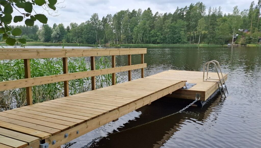 savorak mökkilaituri 2,4x4m, hamina