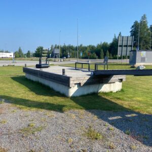 Mallilaituri Huvila Massiivi lehtikuusikansi + kävelysilta, Raisio