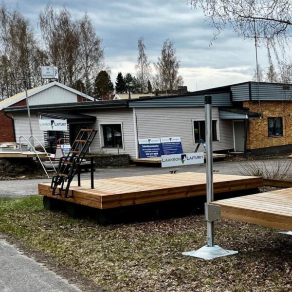 Mökki 3.15 x 4m puumala