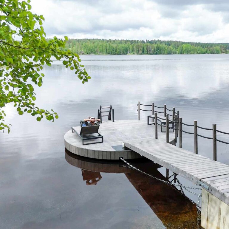 pyöreä laituri kelon harmaa