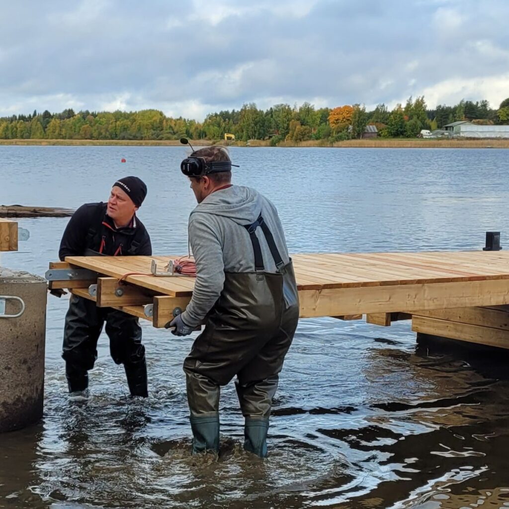 kävelysillan kiinnitys