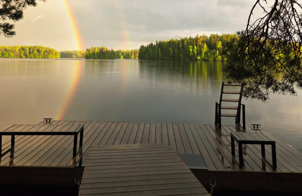 savorak laituri hämeenlinna kääntynyt kansiosa