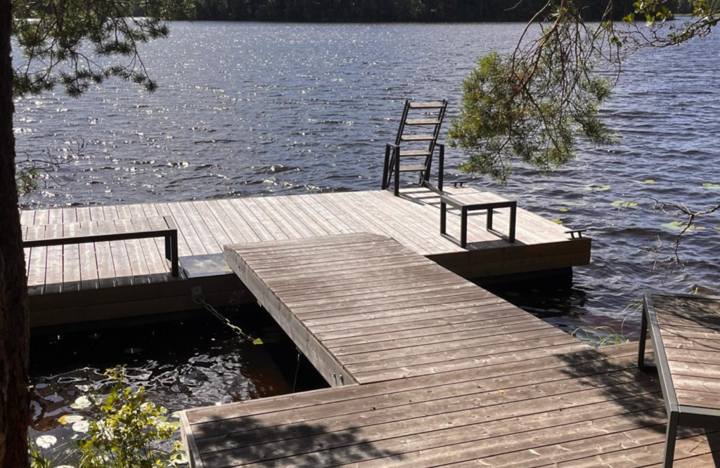 savorak laituri hämeenlinna kauniisti harmaantunut laituri (6)